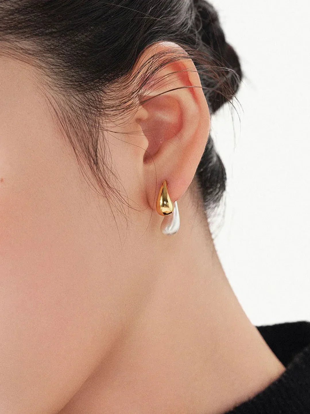Always Elegant Two-Tone Water Drop Earrings - LA FEMME WANDERER