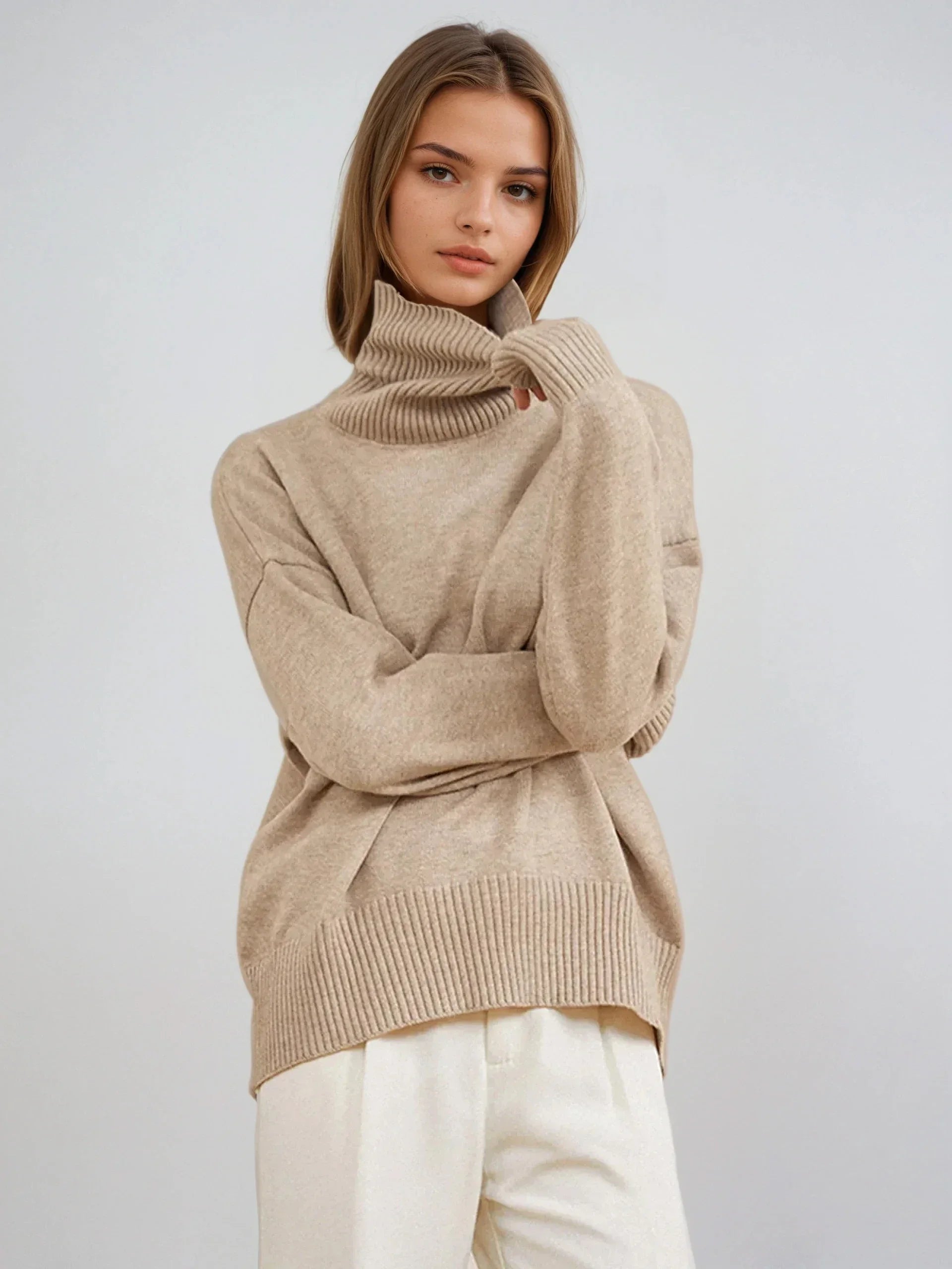 Knitted Turtleneck Sweater - LA FEMME WANDERER