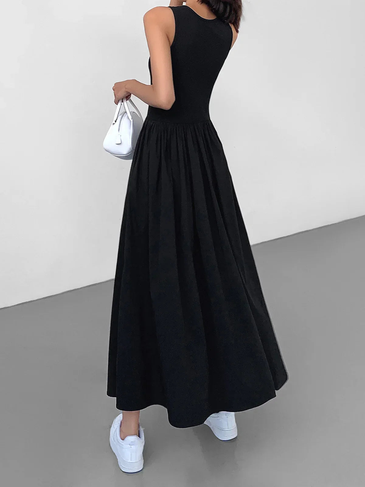 Leisure Crew Neck Long Dress - LA FEMME WANDERER