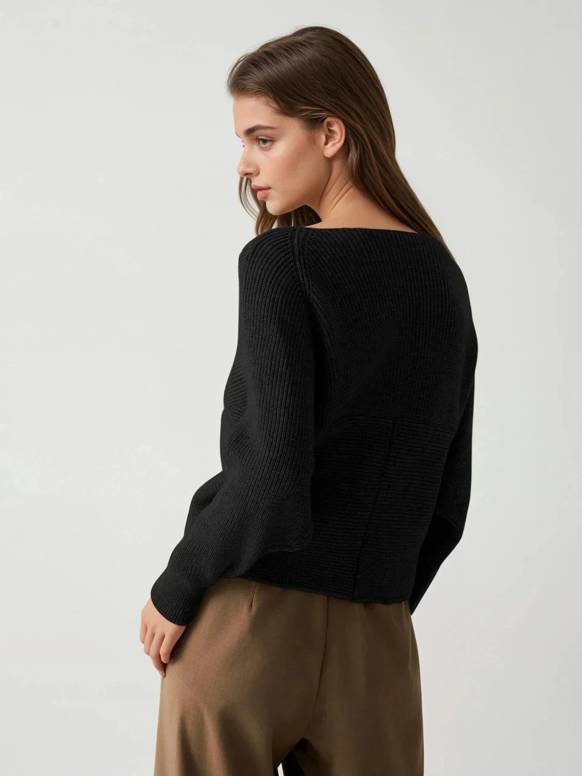 Cross My Heart Oversized Crop Sweater - LA FEMME WANDERER