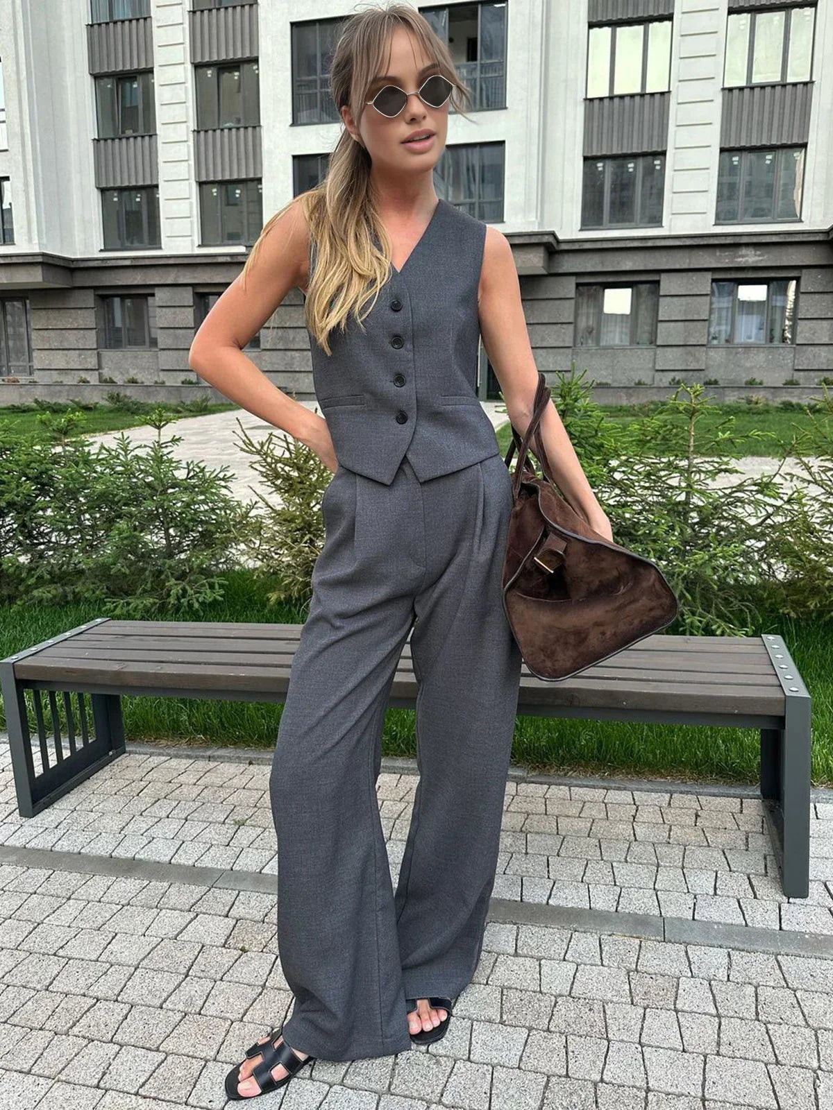 Vest & Pants Matching Suit - LA FEMME WANDERER