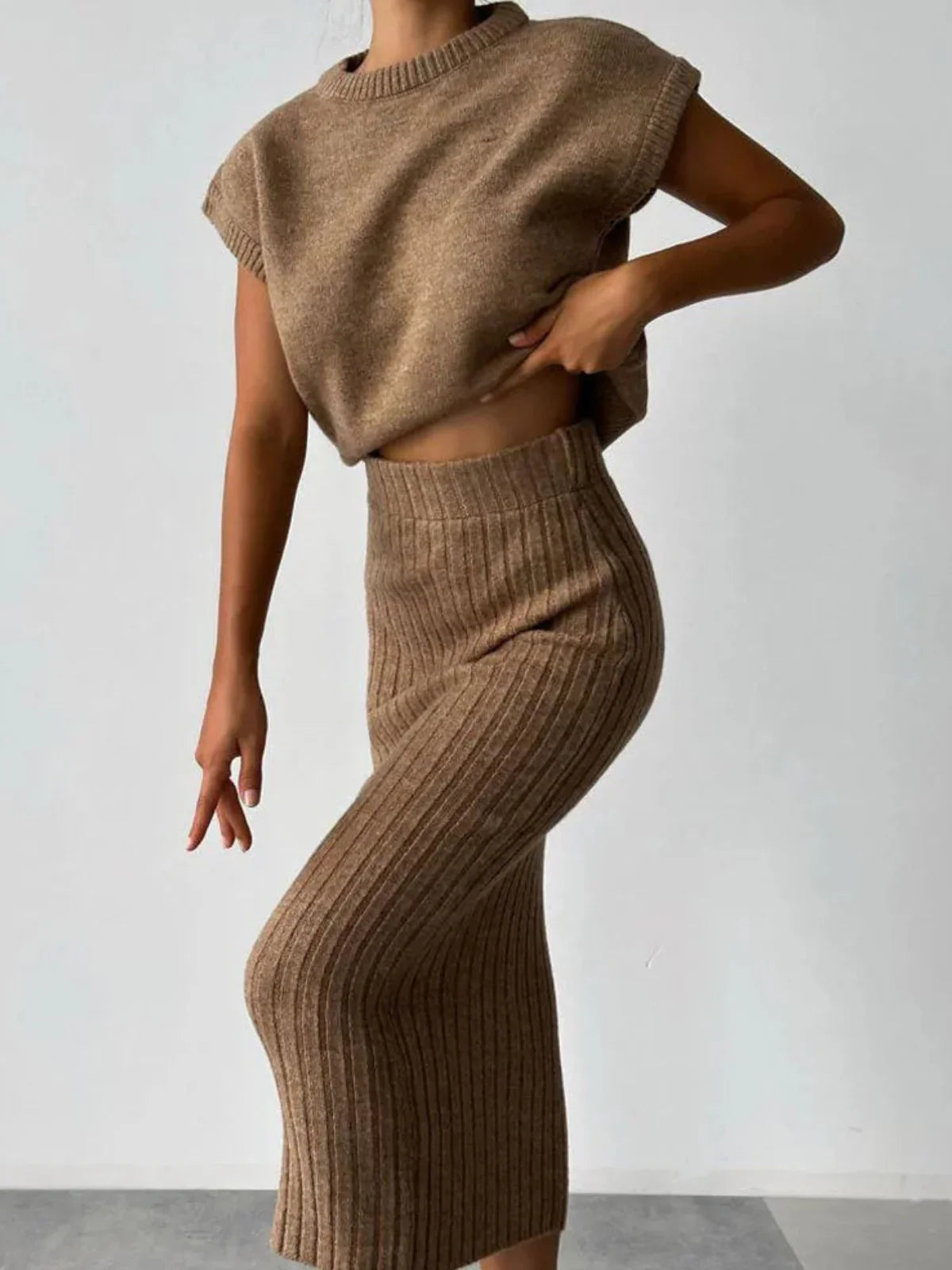 Chunky Knit Tank Top and High Waist Midi Knit Skirt Matching Set - LA FEMME WANDERER