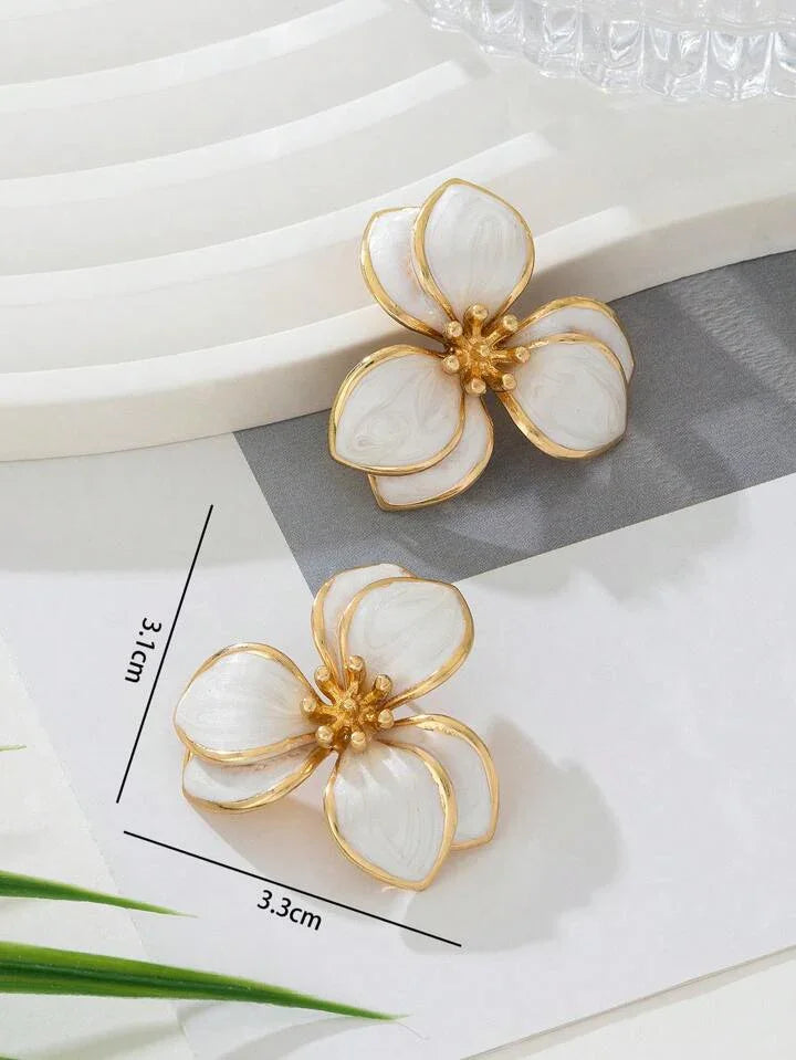 Vintage Design Flower Earrings - LA FEMME WANDERER