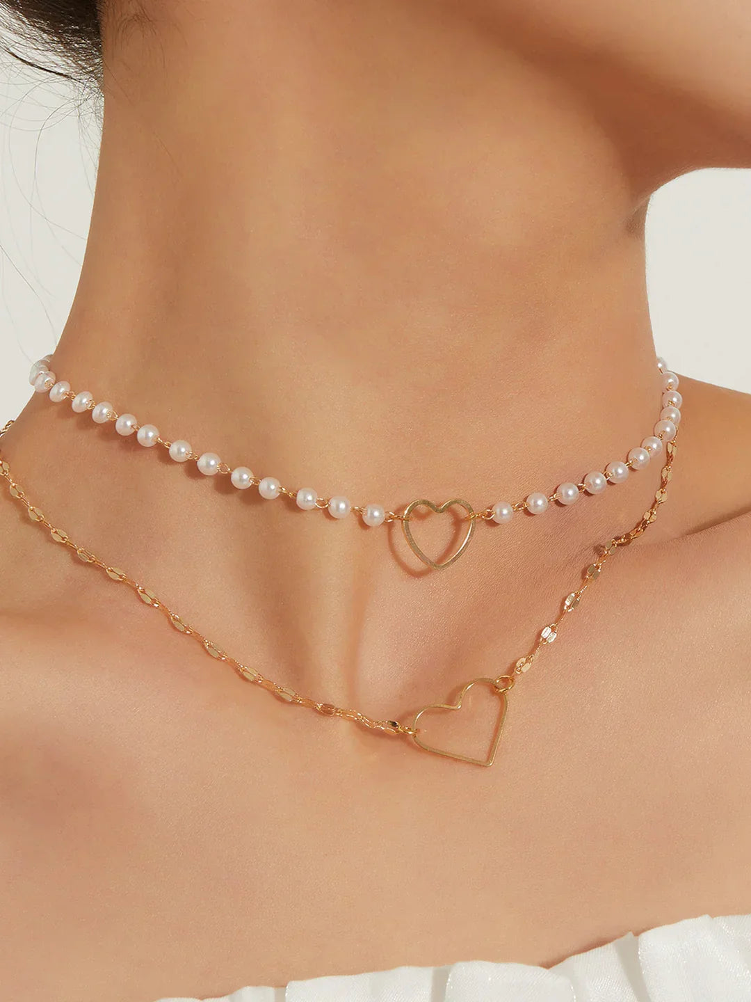 Layered Pearl Heart Charm Necklace - LA FEMME WANDERER