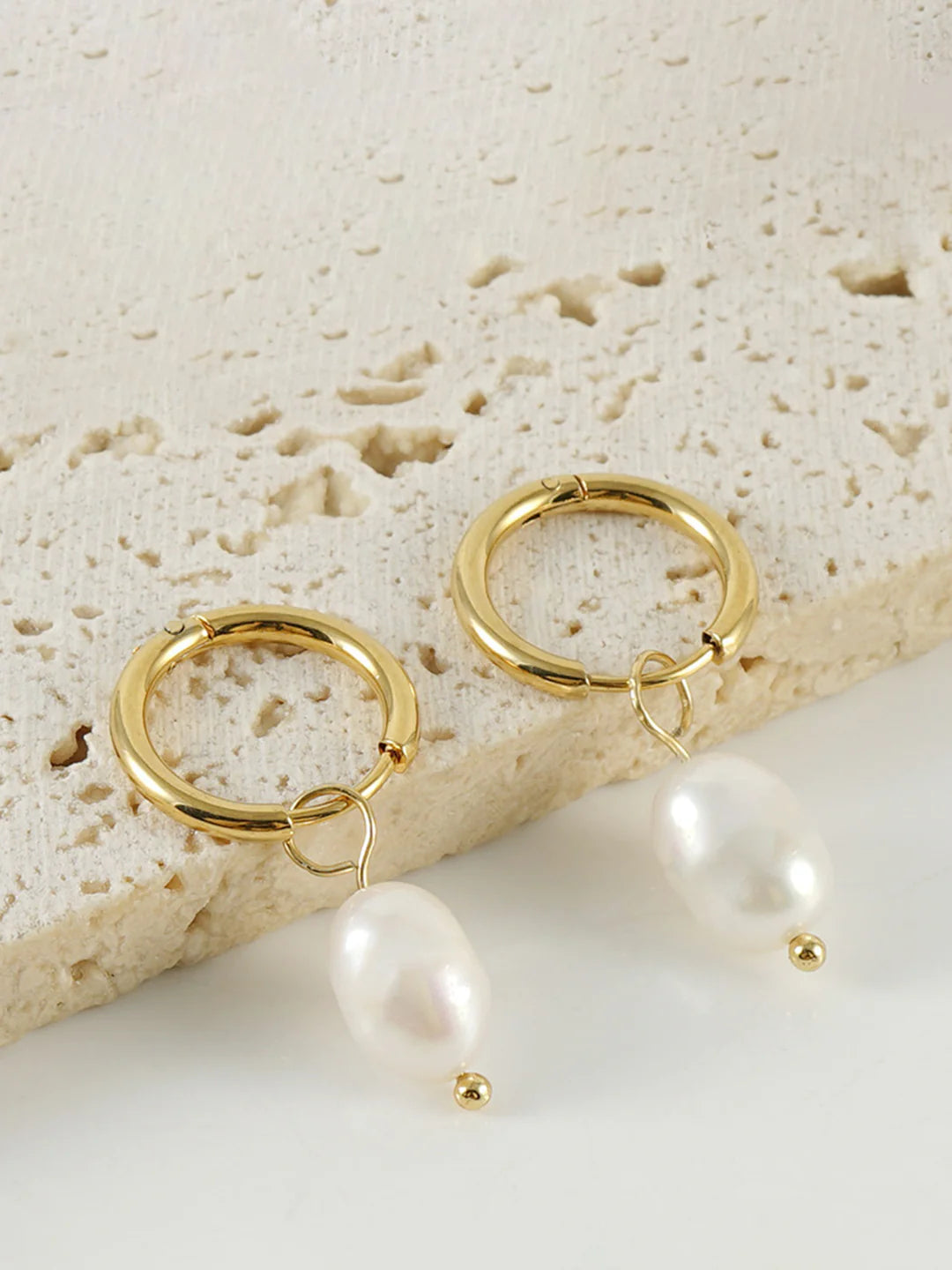 Always Chic Hoop-Ring Pearl Drop Earrings - LA FEMME WANDERER