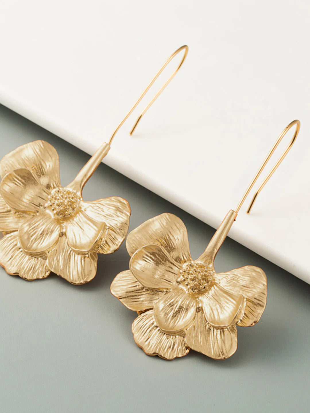 Blooming Flower Earnings - LA FEMME WANDERER