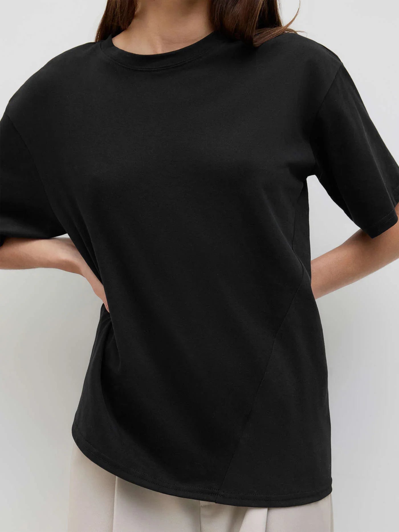 Smart Casual Cotton-blend Asymmetrical Hem Tee - LA FEMME WANDERER