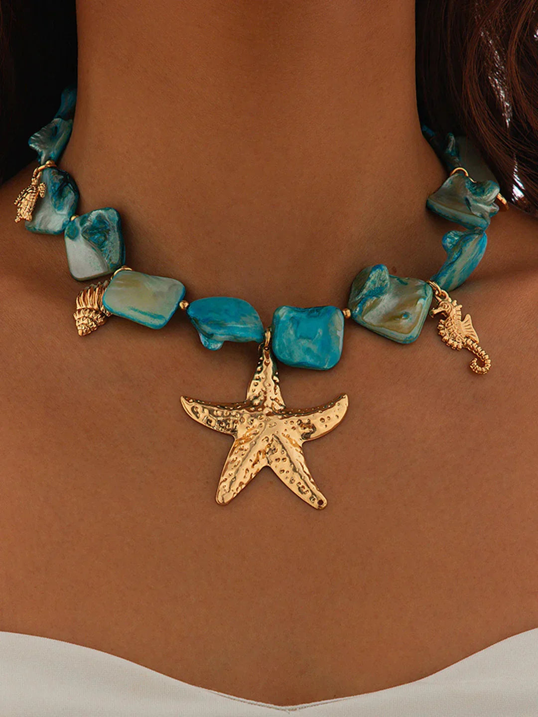 Ocean-Inspired Shell and Starfish Necklace - LA FEMME WANDERER