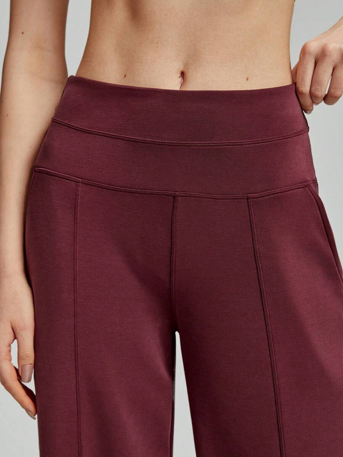 Modal-Seide Loungehose mit weitem Bein, hohem Bund und Taschen für Komfort und Stil im Alltag