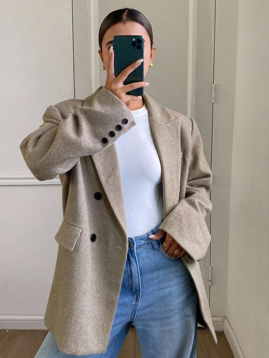 Warmer Mantel aus Wollmischung mit Reverskragen, zweireihig