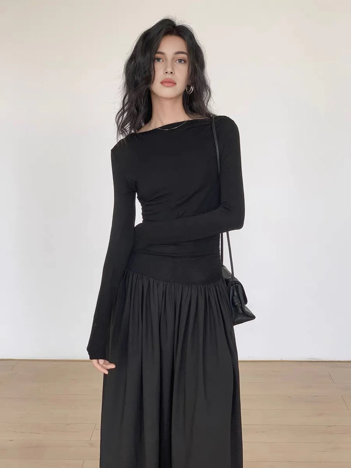 Pleated Patchwork Knit Long Sleeve Midi Dress - LA FEMME WANDERER