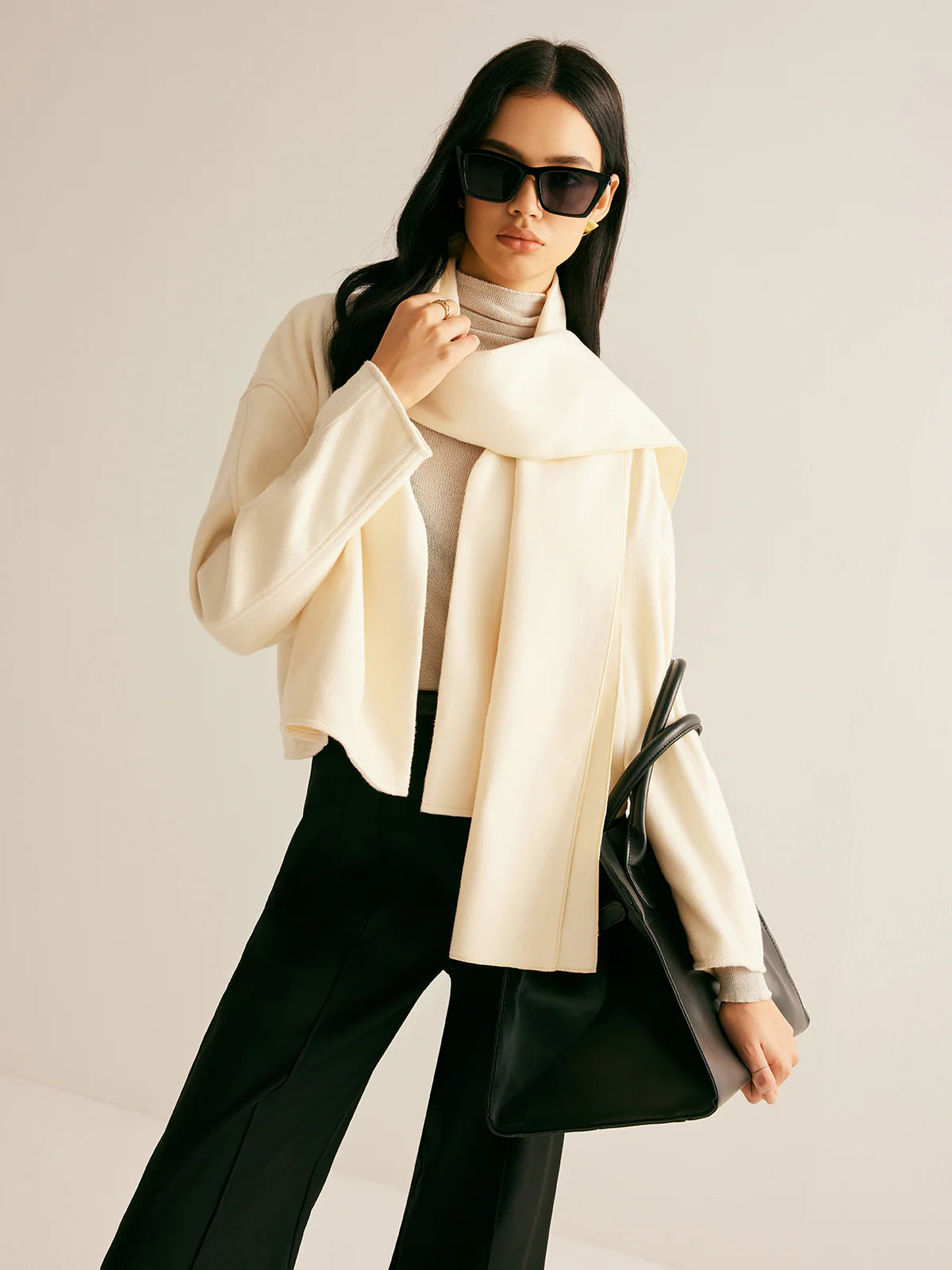 Plain Short Coat With Scarf - LA FEMME WANDERER