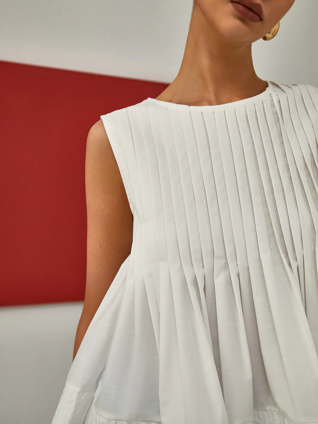Pleated Peplum Sleeveless Blouse - LA FEMME WANDERER