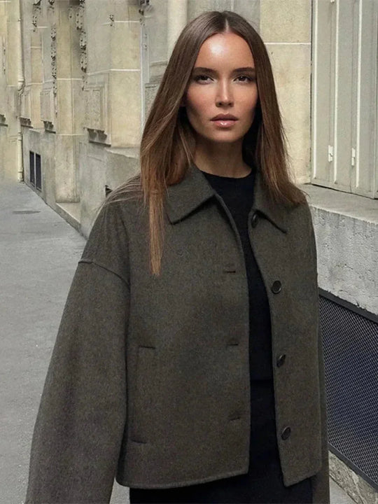 Taupefarbener Wollkurzmantel