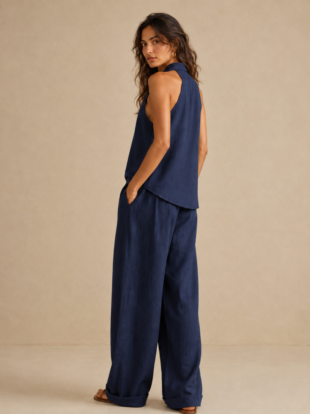 Elegantes Neckholder-Top und Hose mit weitem Bein, Kombiteil